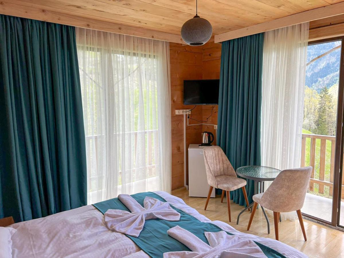 Hotel Khulo Lnn Exteriör bild